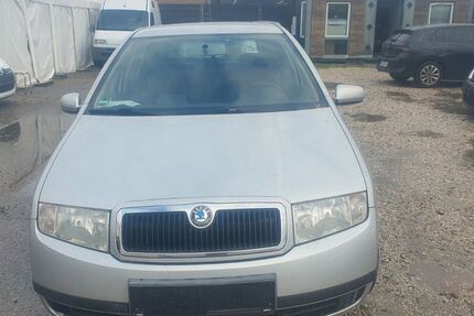 Skoda Fabia 192.500 km 2.300 &euro; Bonn 53227