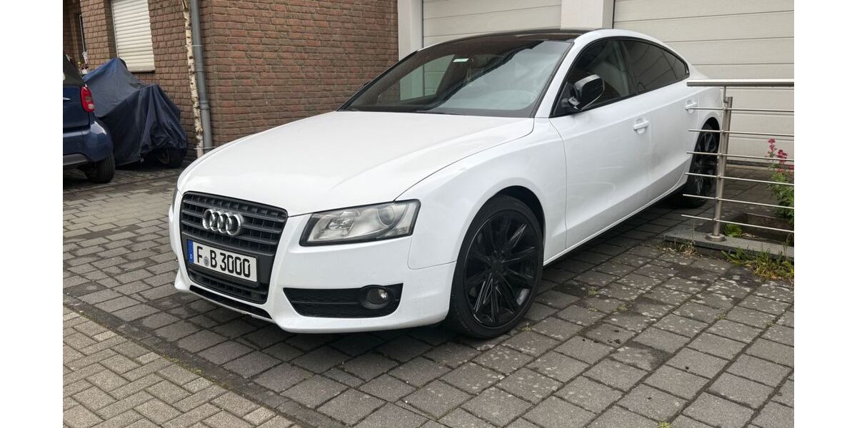 Audi A5 234.000 km 5.900 &euro; Köln 51147