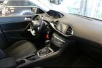 Peugeot 308 PureTech 130 GPF Style 81.569 km 11.980 € Euskirchen 53881