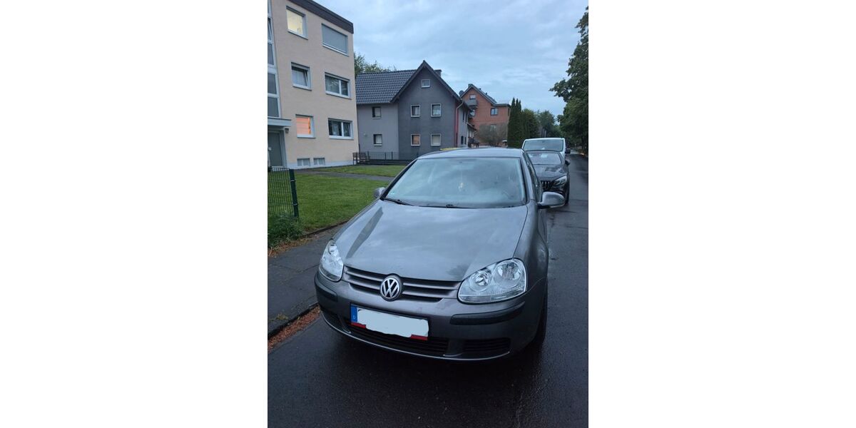 VW Golf 154.000 km 2.000 &euro; Troisdorf 53840