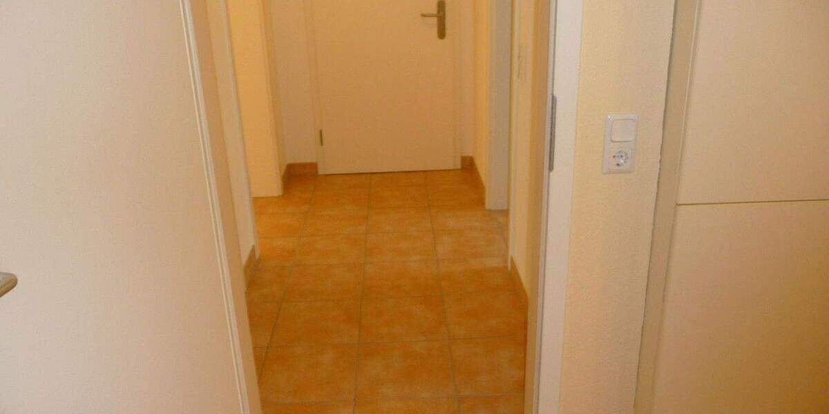 Etagenwohnung Köln Holweide - 2 Zimmer, 61 m&sup2;, 720&euro; | Angebot:25870197