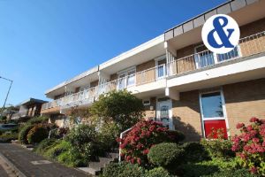 Wohnen am Waldrand von Bonn: Reihenmittelhaus mit Garage in Bad-Godesberg Heiderhof 4 zimmer