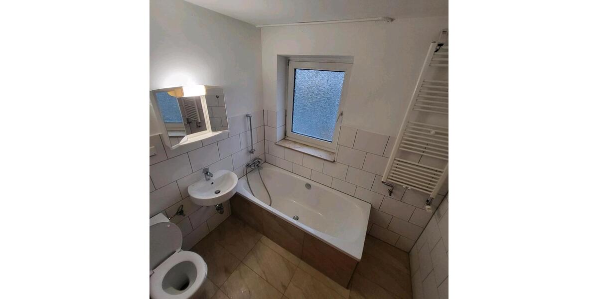 Etagenwohnung Bonn Hardtberg - 3 Zimmer, 66 m&sup2;, 266.000&euro; | Angebot:24654040