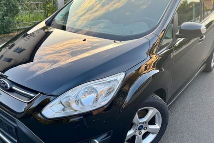 Ford C-Max 124.000 km 5.599 € Siegburg 53721
