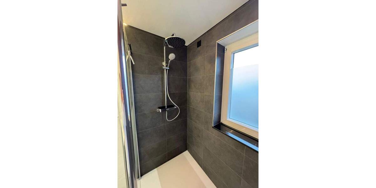 Etagenwohnung Siegburg Dreesch - 2 Zimmer, 80 m&sup2;, 1.100&euro; | Angebot:24155580