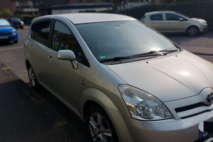 Toyota Corolla Verso 190.000 km 3.250 € Bergisch Gladbach 51469
