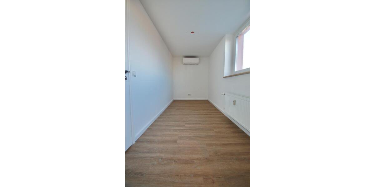 Einfamilienhaus Köln Mülheim - 3 Zimmer, 142 m&sup2;, 2.650&euro; | Angebot:24570740