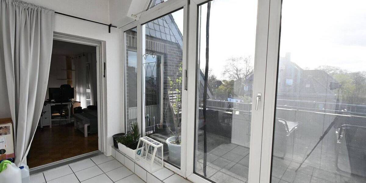 Etagenwohnung Köln Wahn - 3 Zimmer, 110 m&sup2;, 1.425&euro; | Angebot:26507469