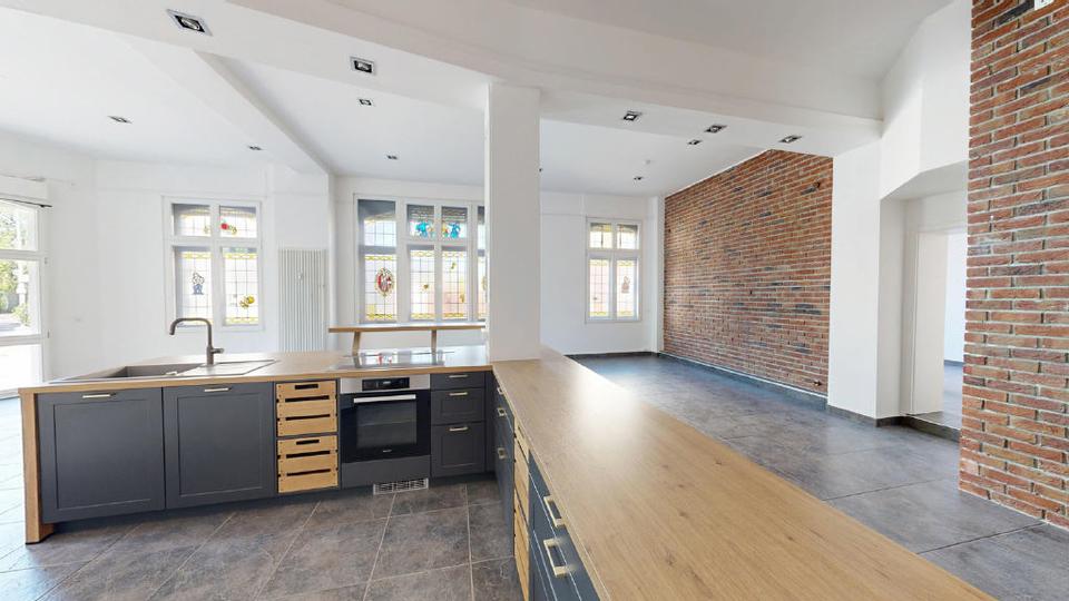 Etagenwohnung Brühl - 3 Zimmer, 137 m&sup2;, 1.550&euro; | Angebot:26462504