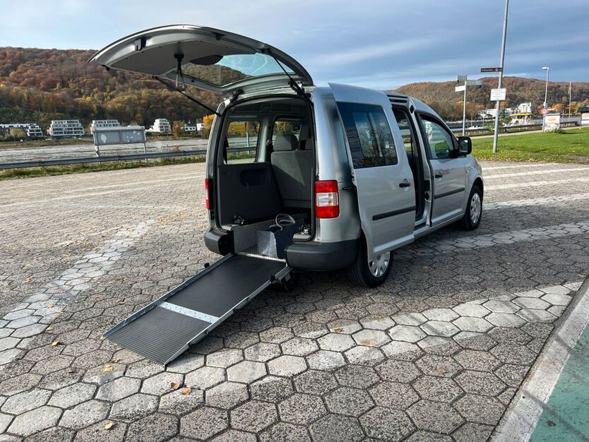 VW Caddy 111.889 km 8.999 € Rheinbrohl 56598