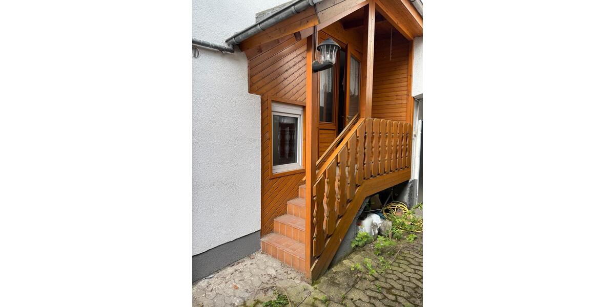 Reihenhaus Remagen - 7 Zimmer, 136 m&sup2;, 395.000&euro; | Angebot:23787419