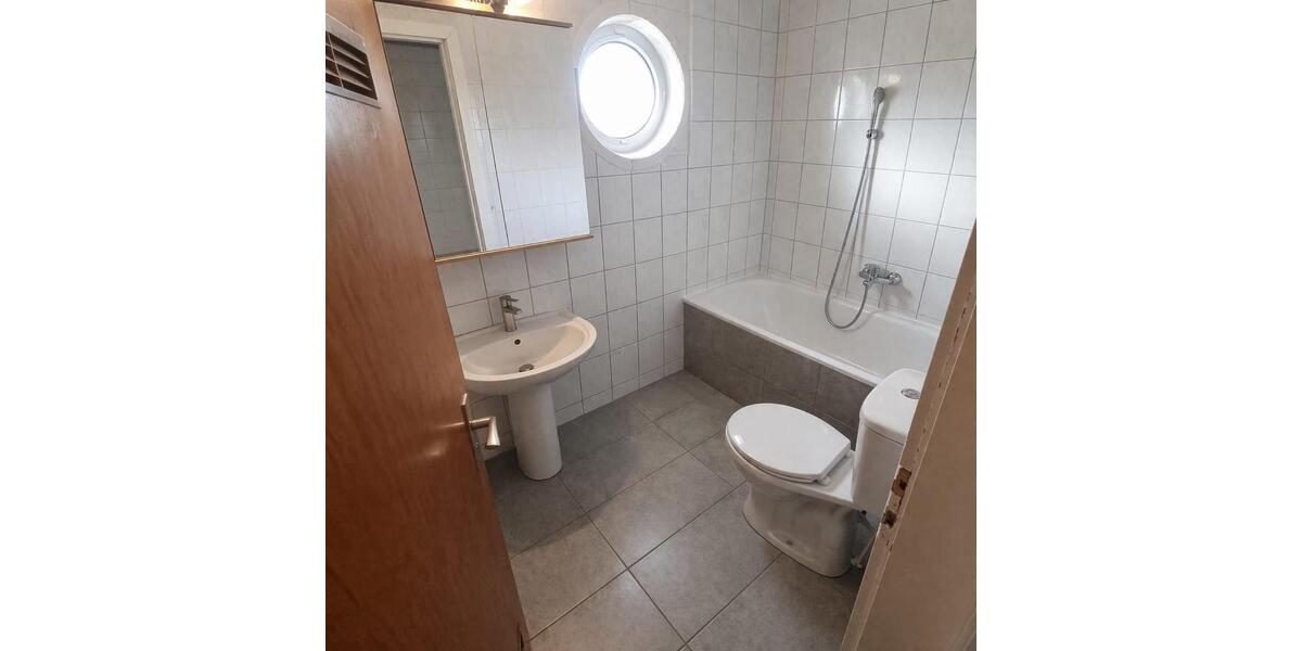 Etagenwohnung Köln Kalk - 1 Zimmer, 48 m&sup2;, 900&euro; | Angebot:25855894