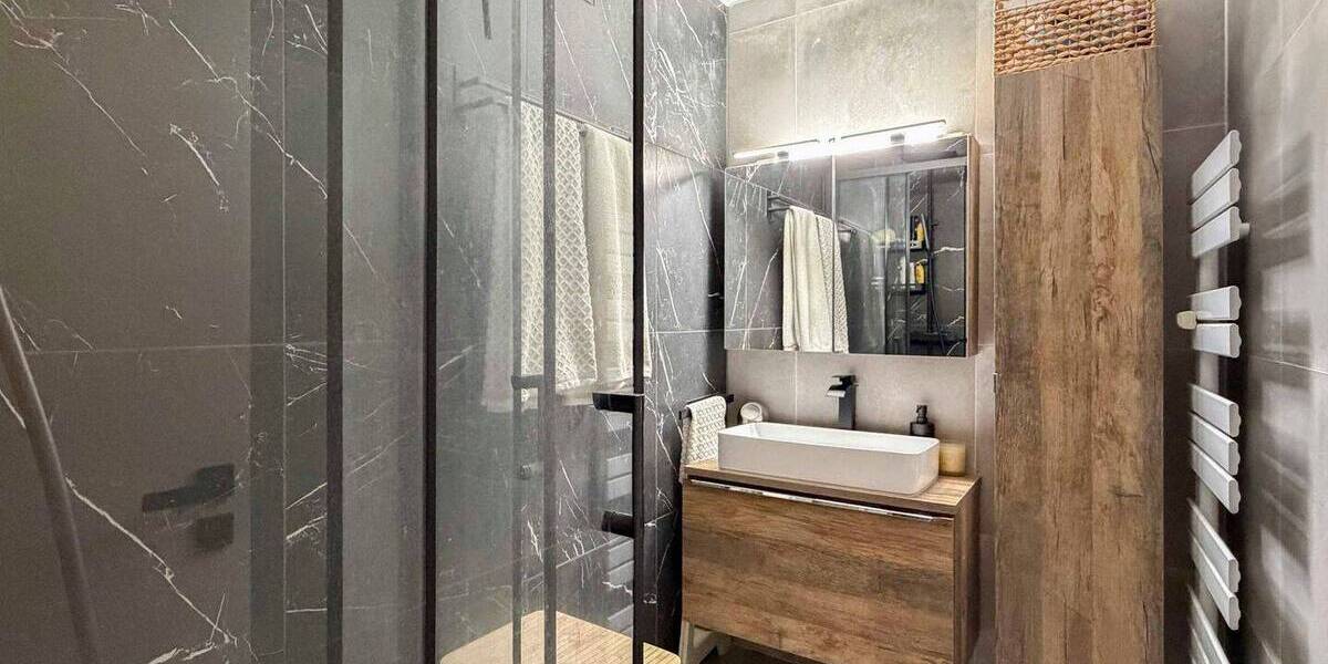 Etagenwohnung Bonn Heiderhof - 3 Zimmer, 84 m&sup2;, 330.000&euro; | Angebot:26129550