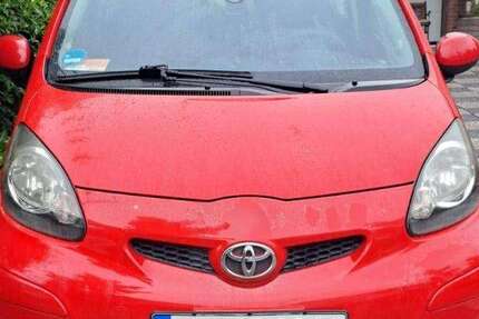 Toyota Aygo 121.000 km 3.250 &euro; Troisdorf 53840