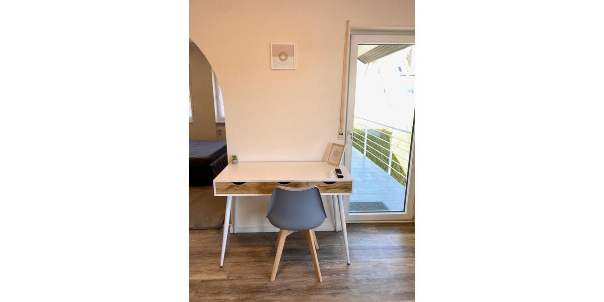 Etagenwohnung Wachtberg - 1 Zimmer, 20 m&sup2;, 700&euro; | Angebot:26083139