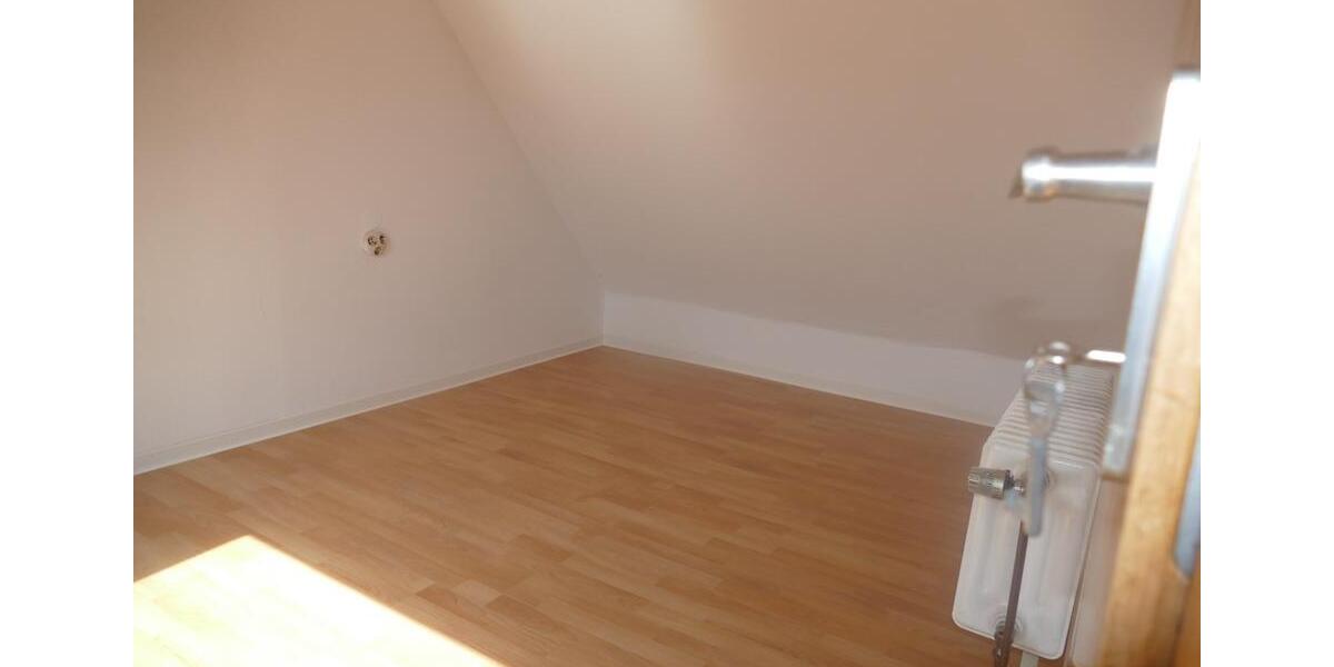 Etagenwohnung Swisttal - 3 Zimmer, 80 m&sup2;, 850&euro; | Angebot:24751142