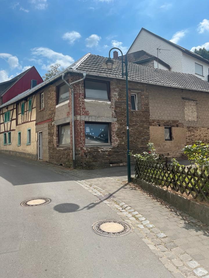 Haus zum verkaufen ideal für Handwerker