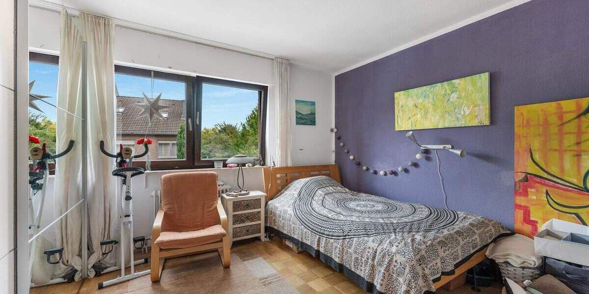 Etagenwohnung Frechen Hücheln - 3 Zimmer, 106 m&sup2;, 349.000&euro; | Angebot:22935342