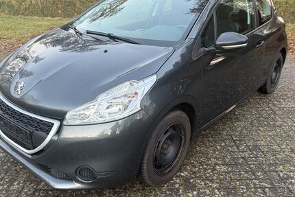 Peugeot 208 87.750 km 4.990 &euro; Kircheib 57635