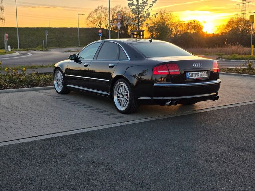 Audi A8 230.000 km 8.900 € Troisdorf 53840