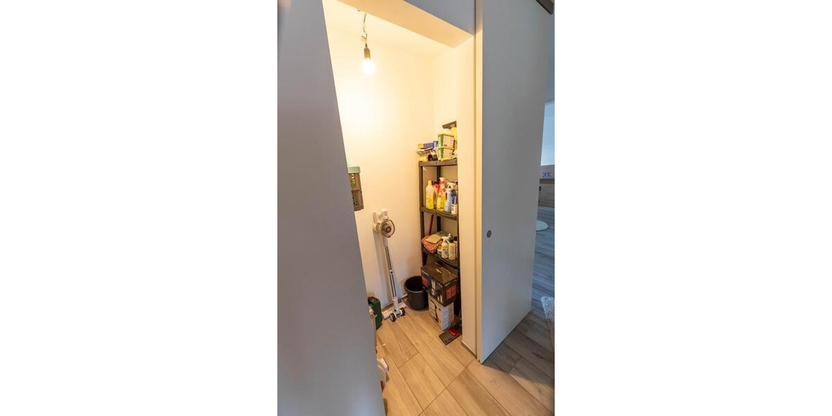 Etagenwohnung Erftstadt - 3 Zimmer, 100 m&sup2;, 1.446&euro; | Angebot:25638755