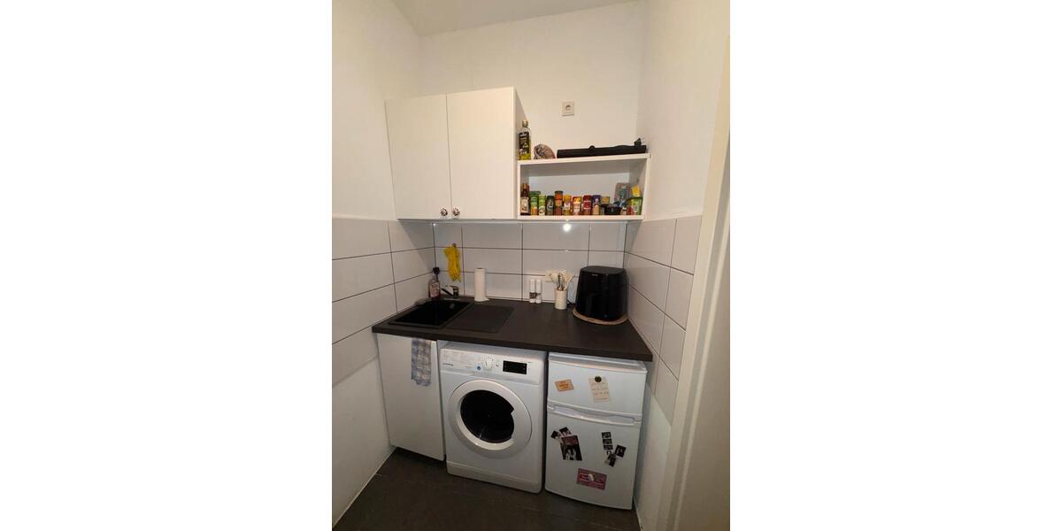 Etagenwohnung Köln Mülheim - 1 Zimmer, 22 m&sup2;, 750&euro; | Angebot:25844087