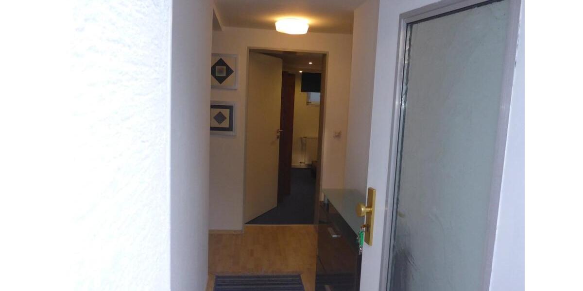 Etagenwohnung Hennef (Sieg) - 3 Zimmer, 71 m&sup2;, 570&euro; | Angebot:25649482