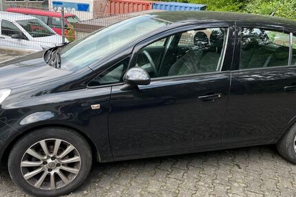 Opel Corsa 82.000 km 6.400 € Alfter 53347