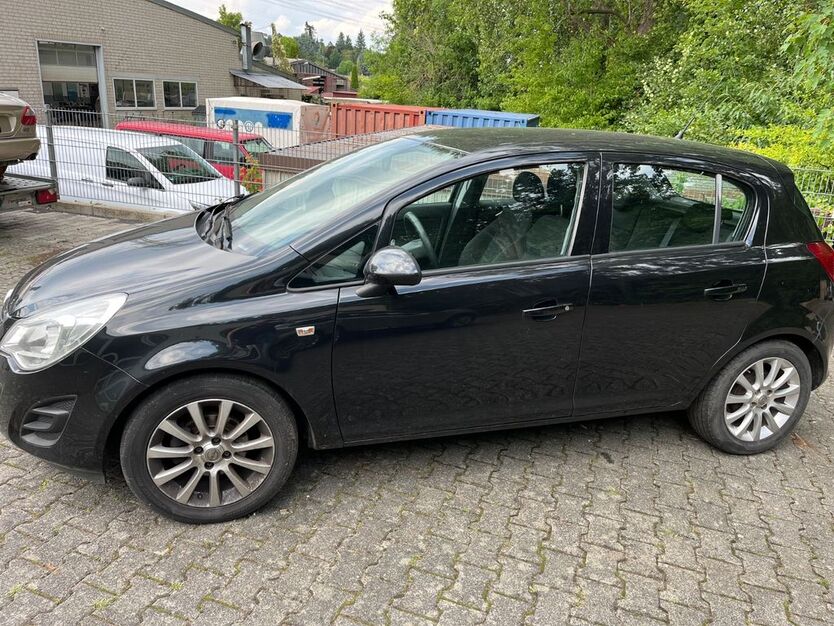 Opel Corsa 82.000 km 6.400 € Alfter 53347