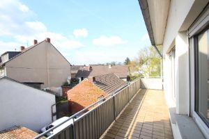 Energetisch saniertes Haus: 3-Zimmer-Wohnung mit Balkon in Vilich-Müldorf 3 zimmer