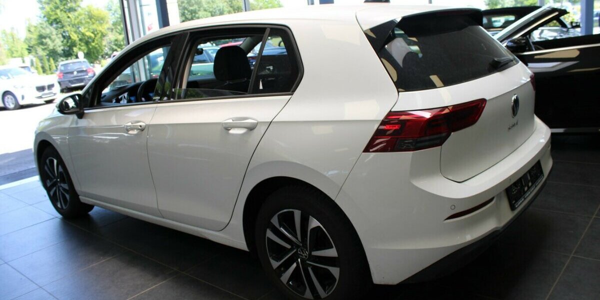 VW Golf 1.5 TSI OPF United 59.930 km 18.980 &euro; Euskirchen 53881