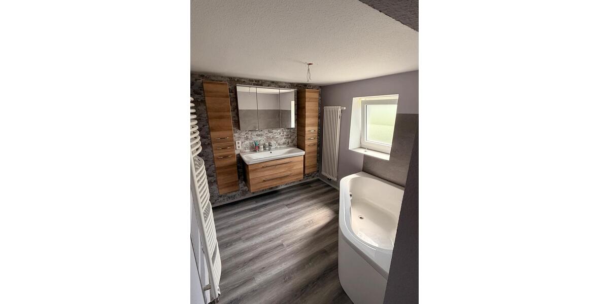 Maisonettenwohnung Siegburg - 5 Zimmer, 133 m&sup2;, 1.700&euro; | Angebot:26690682