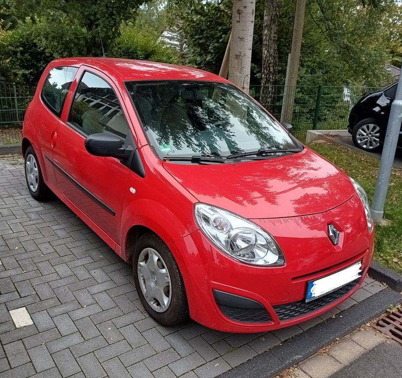 Renault Twingo 151.621 km 2.450 € Much 53804
