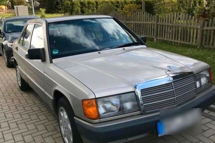 Mercedes-Benz 190 177.718 km 6.500 € Bonn 53117