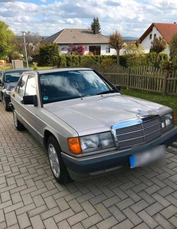 Mercedes-Benz 190 177.718 km 6.500 € Bonn 53117