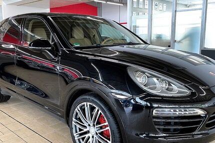 Porsche Cayenne 202.000 km 17.950 € Köln 50739