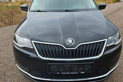 Skoda Rapid 68.000 km 11.999 &euro; Köln 51105