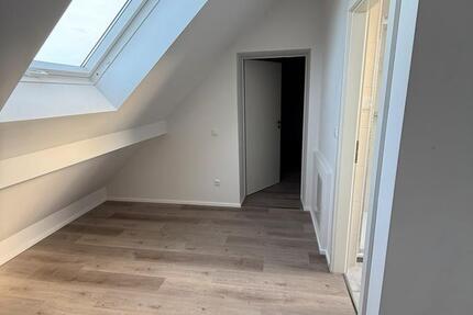 4-Zimmer-Maisonettewohnung in Hürth-Kendenich – 106 m² zimmer