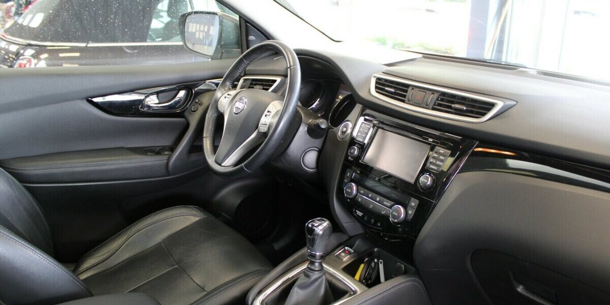 Nissan Qashqai 1.6 DIG-T 360° 4x2 109.771 km 13.980 &euro; Euskirchen 53881