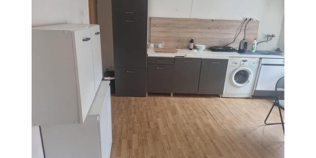 Etagenwohnung Erftstadt - 1 Zimmer, 18 m&sup2;, 350&euro; | Angebot:25903128