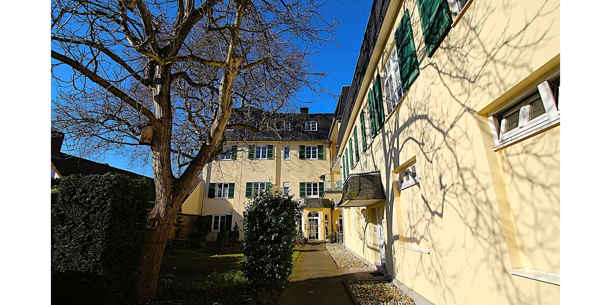 Erste Reihe Rheinblick! Sofort beziehbare zwei Zimmer mit kleinem Balkon, Stellplatz und Garage. TOP - Etagenwohnung Königswinter | Angebot:26948143
