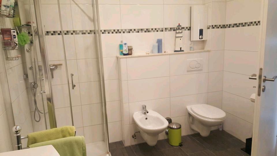 Erdgeschoßwohnung Hennef (Sieg) - 3 Zimmer, 80 m&sup2;, 1.100&euro; | Angebot:24755821