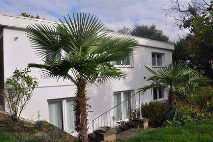 Haus Erftstadt - 7 Zimmer, 230 m&sup2;, 3.400&euro; | Angebot:23277033