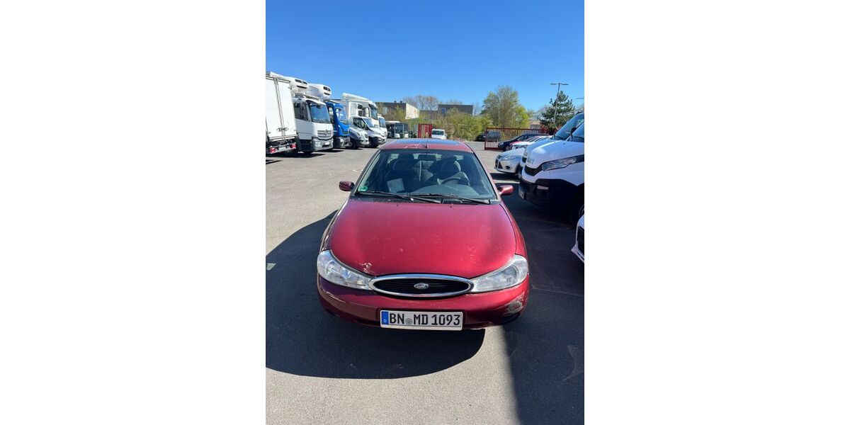 Ford Mondeo 88.700 km 2.000 &euro; Bonn 53119