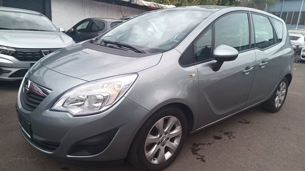 Opel Meriva 116.000 km 5.999 € Königswinter 53639