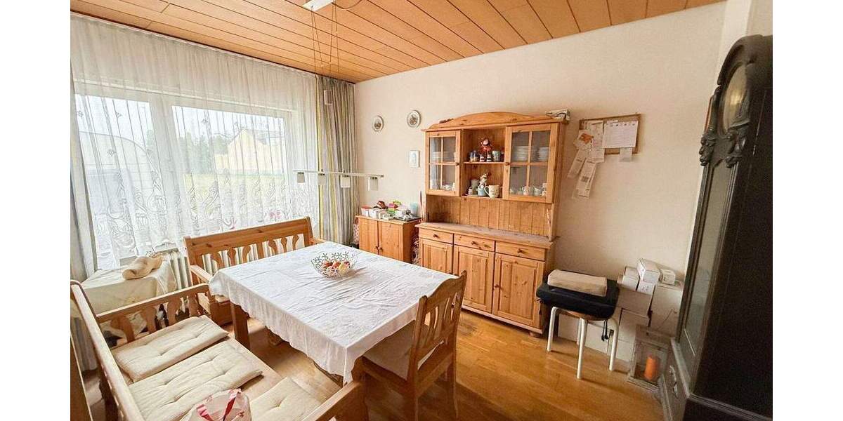 Reihenmittelhaus Bonn Geislar - 5 Zimmer, 132 m&sup2;, 495.000&euro; | Angebot:25691923
