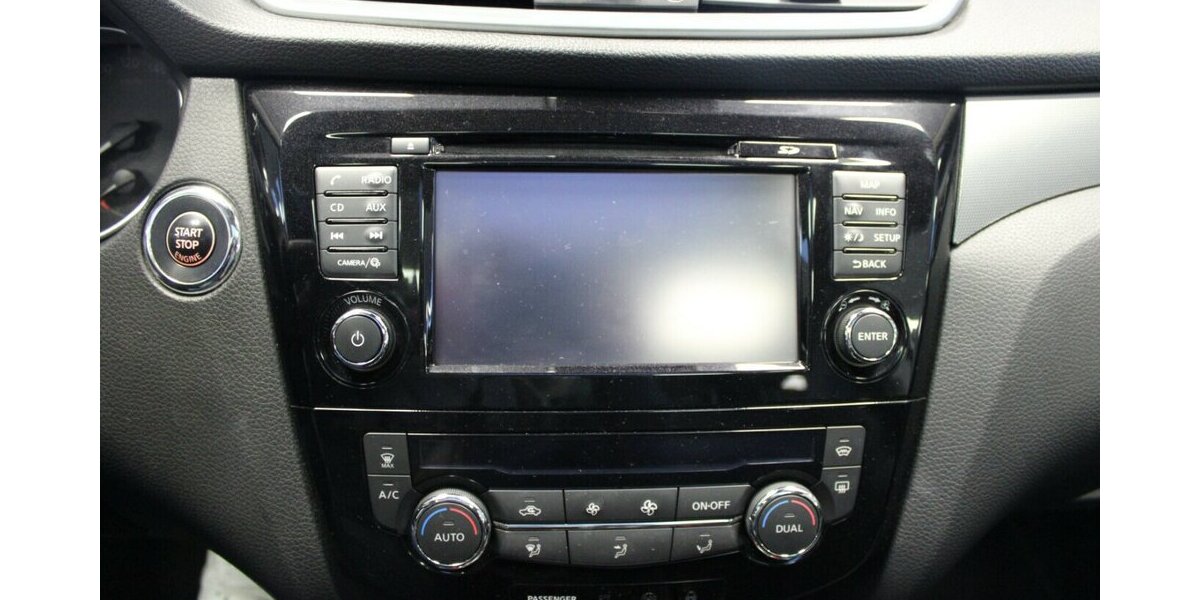 Nissan Qashqai 1.2 DIG-T 2WD Aut. - Panorma - 101.196 km 14.980 &euro; Euskirchen 53881