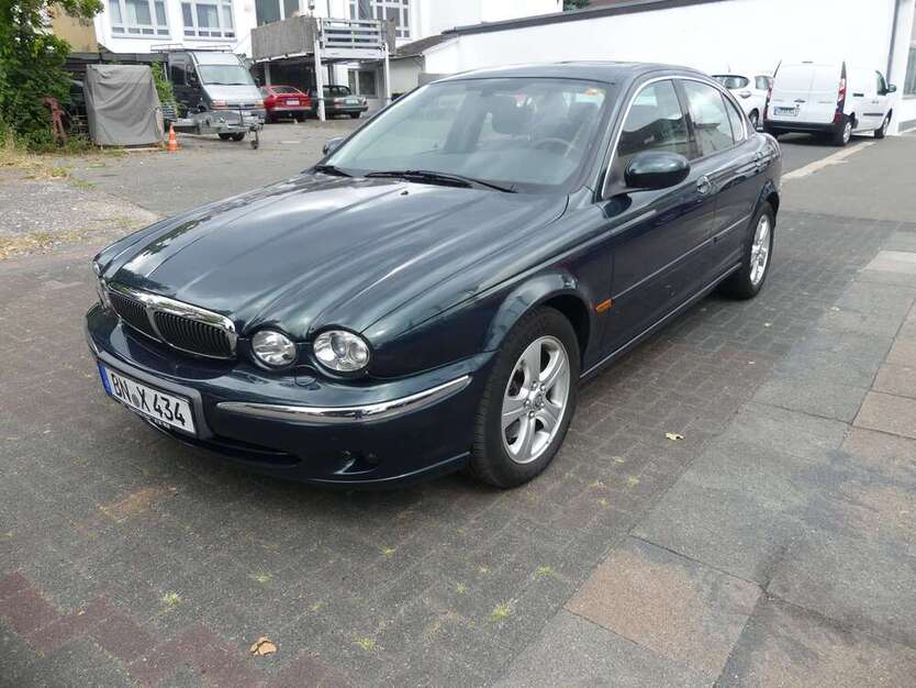 Jaguar X-Type 95.200 km 4.500 € Bad Honnef 53604