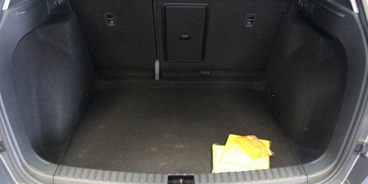 Seat Ateca 1.5 TSI ACT DSG OPF Style 14.102 km 26.980 &euro; Euskirchen 53881