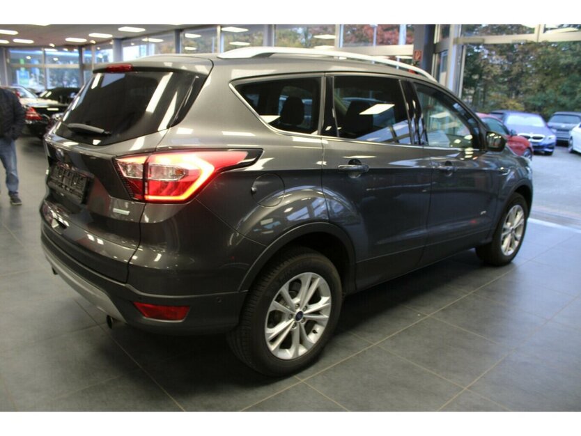 Ford Kuga 1.5 EcoBoost 4x4 Aut. Titanium 97.755 km 15.980 € Euskirchen 53881